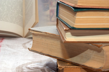 靠劳动成功的名人事例有哪些？