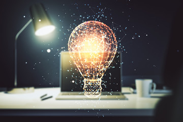 靠劳动成功的名人事例有哪些？