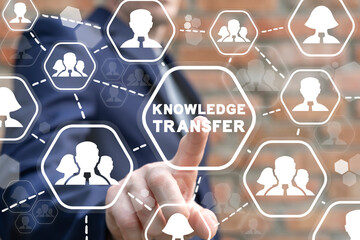 靠劳动成功的名人事例有哪些？